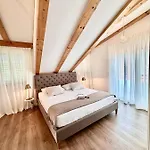 House Roki Vis