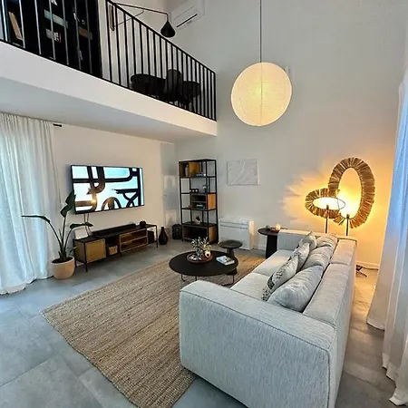 Apartment House Roki Vis