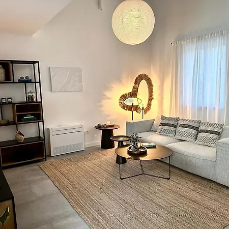 House Roki Apartment *