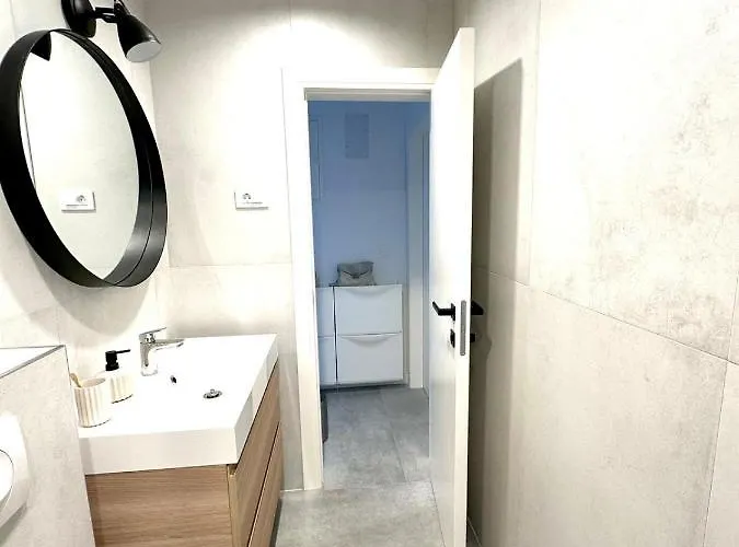 Lejlighed House Roki *